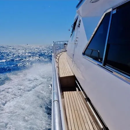 Botel Yacht Charter Cannes Antibes *