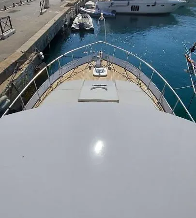 Yacht Charter Cannes Antibes