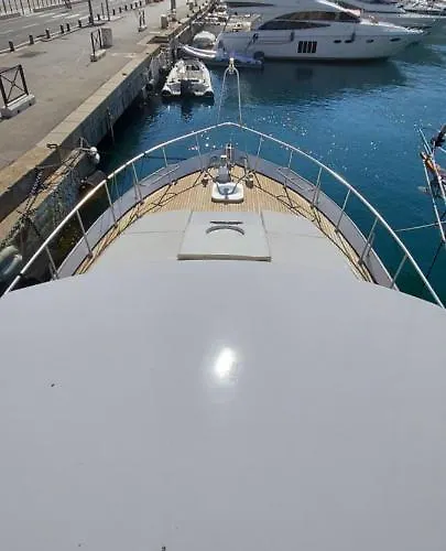 Yacht Charter Cannes Antibes