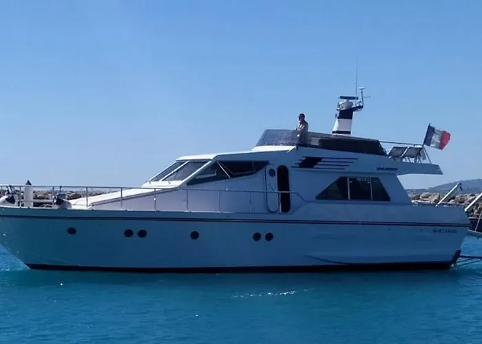 Yacht Charter Cannes Antibes *
